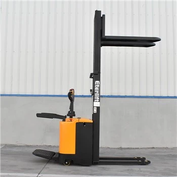 Penyusun Forklift Elektrik Dengan Bateri